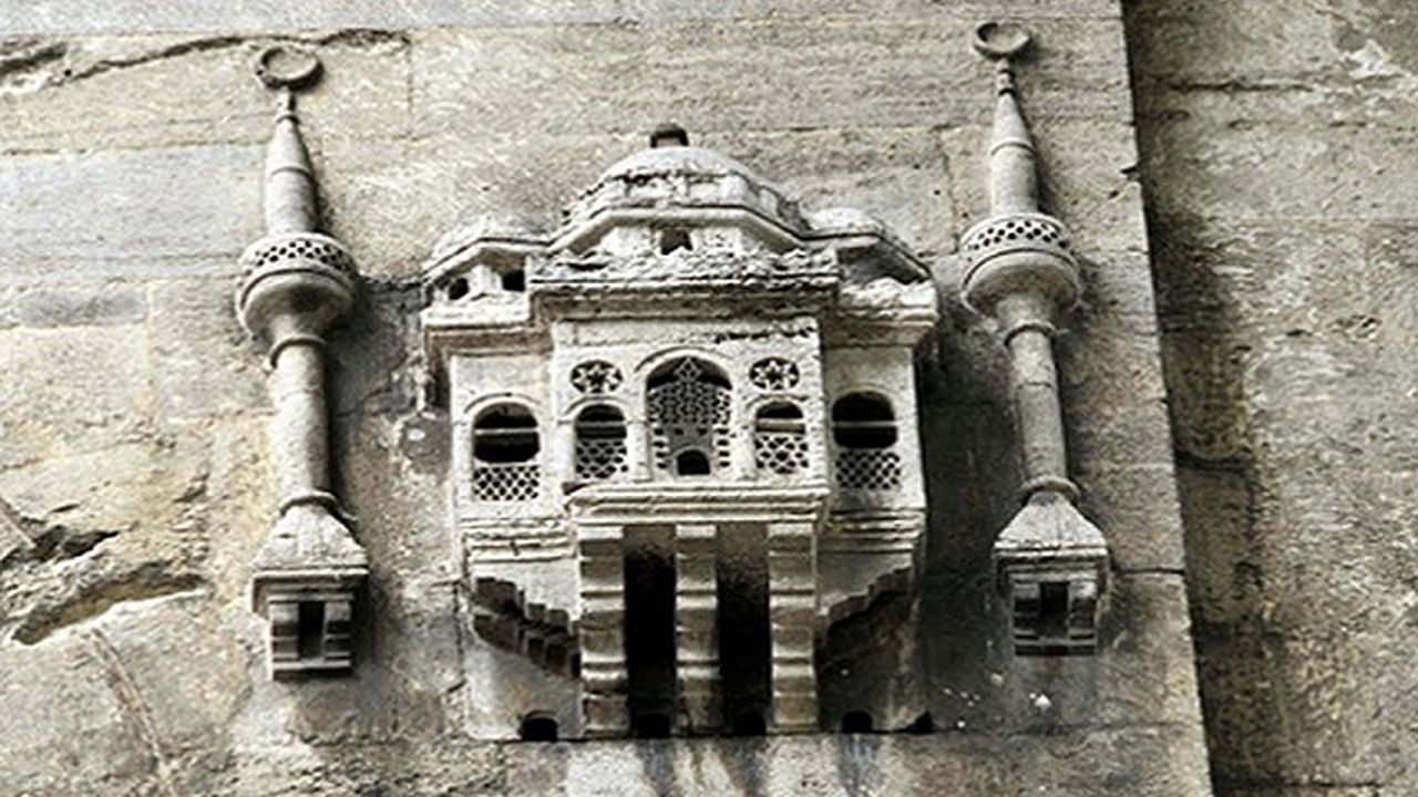 İstanbul'da ilk kuş evi Eyüp Sultan Camii’ne yapılmış