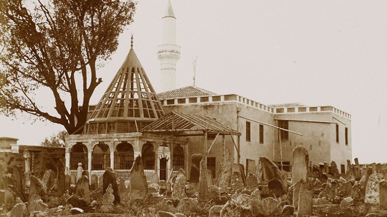 Sadreddin Konevî'nin Bağdat'ın düşüşünü haber veren rüyası