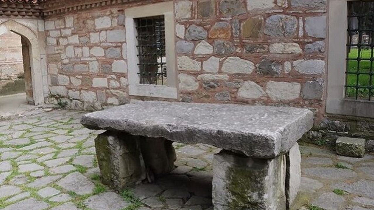 Hepimiz o musalla taşında bir namaz vakti yatacağız