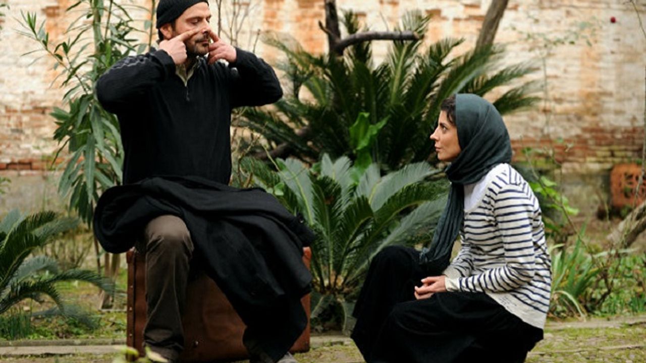 Portakal kabuğu kokulu film: Senin Dünyanda Saat Kaç?