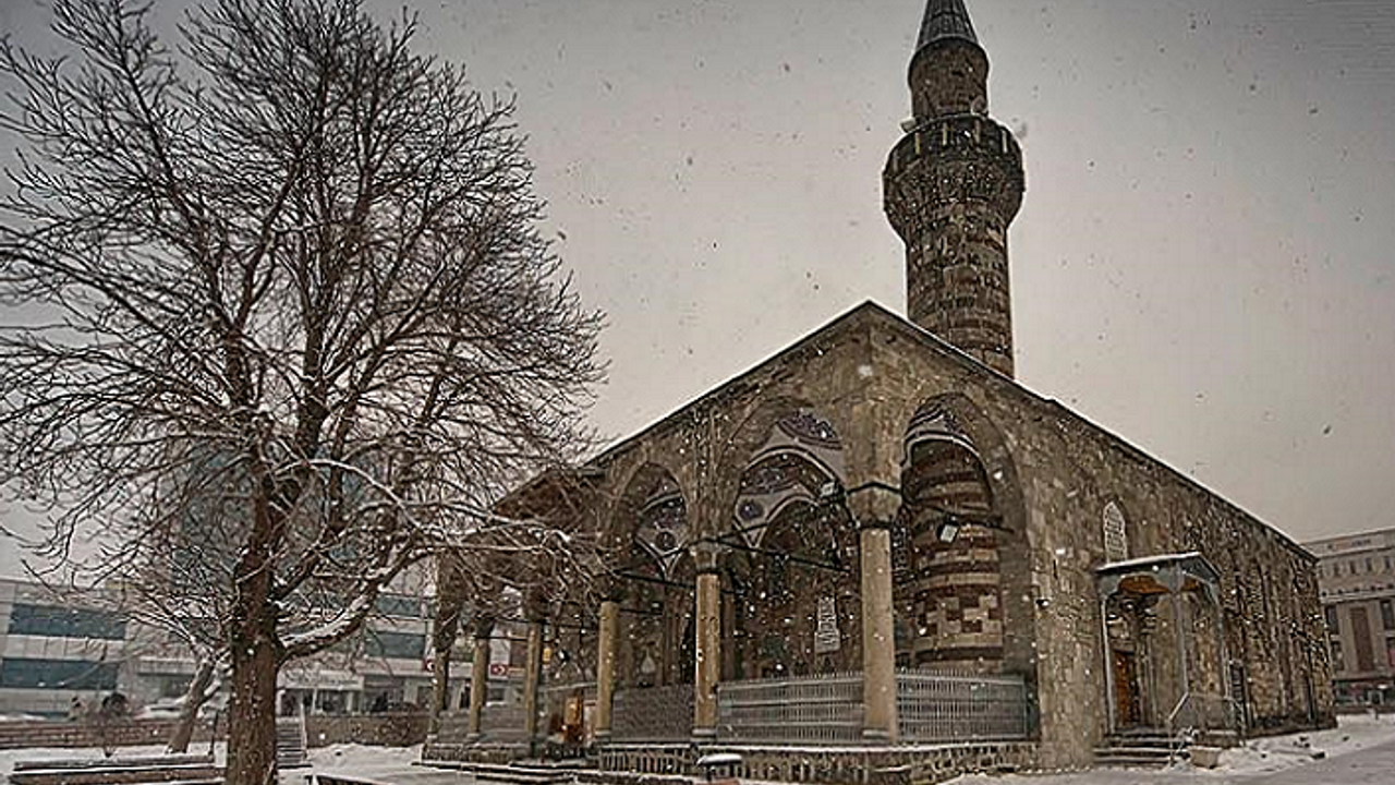 Erzurum’dan iki âlim portresi: Halis Emek ve Yunus Kaya
