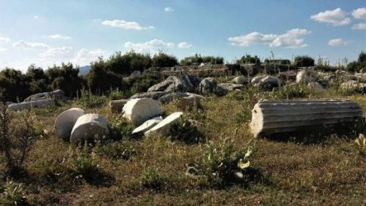 'Blaundus Antik Kenti' asırlara meydan okuyor