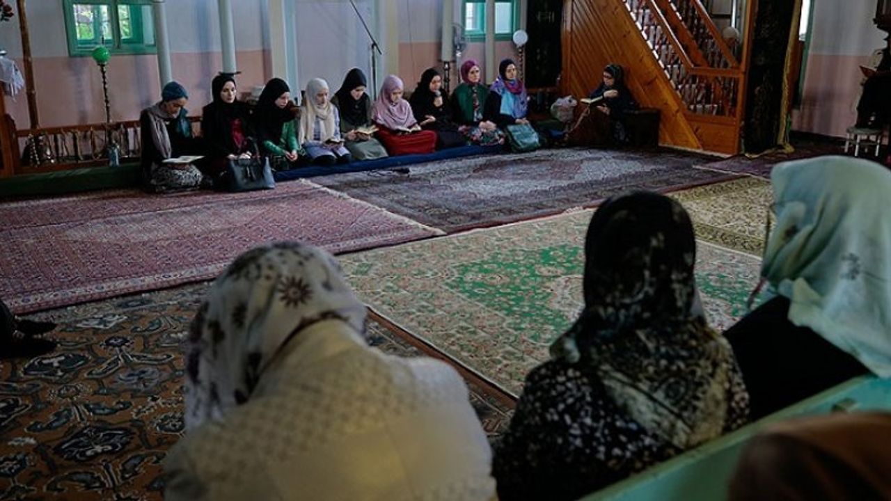 Saraybosna'nın ramazan geleneği: Kadınlar mukabelesi