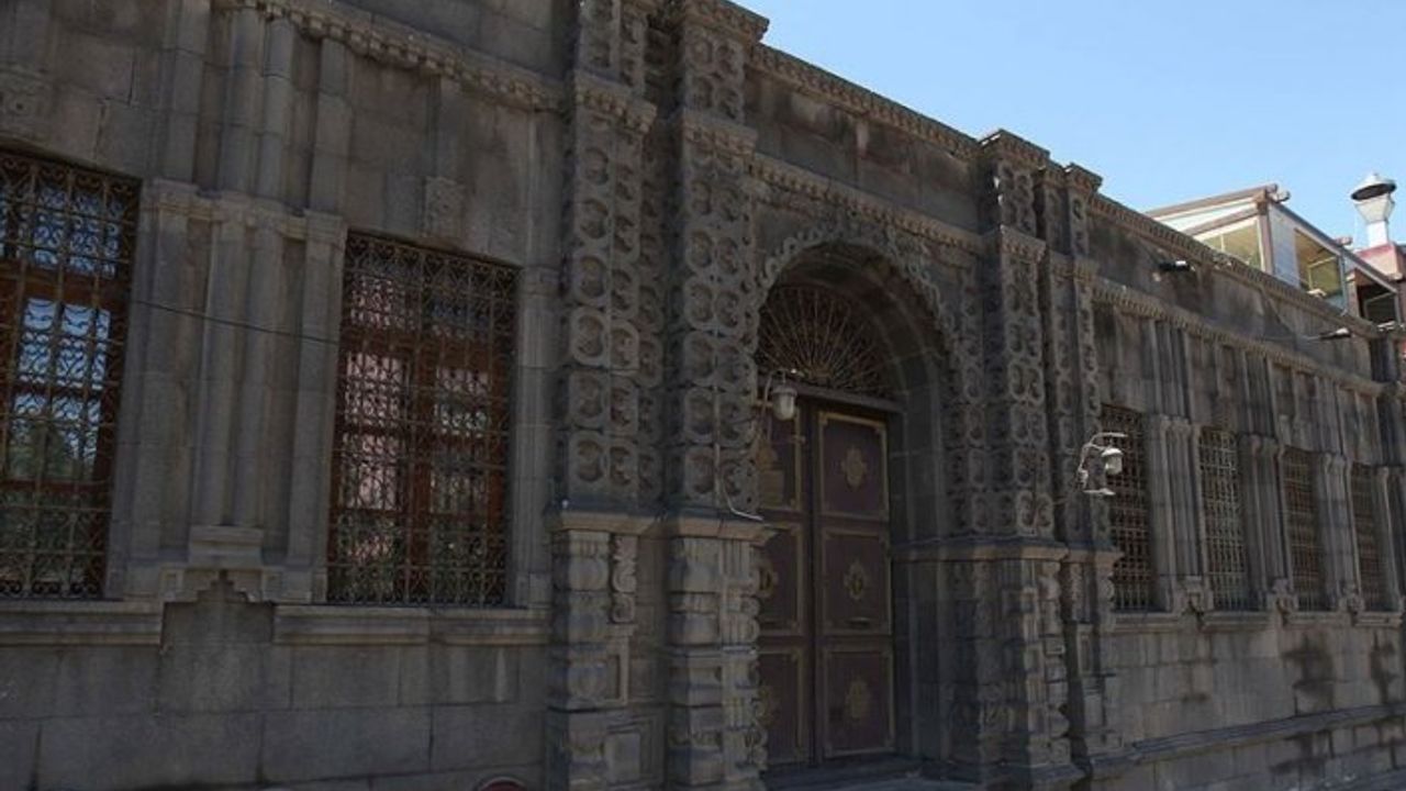 Asırlık konak turizme kazandırılmayı bekliyor