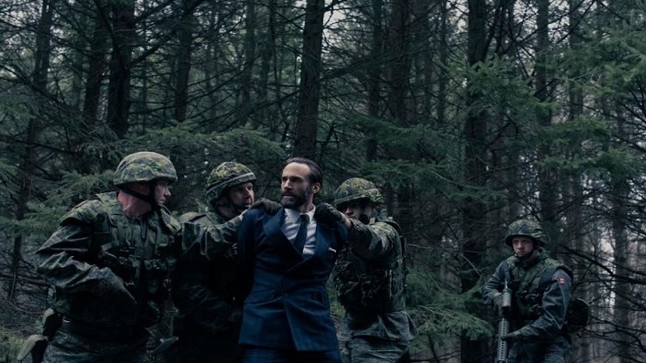 Deniz Gamze Özgüven, The Handmaid's Tale dizisinin yönetmen koltuğuna oturdu