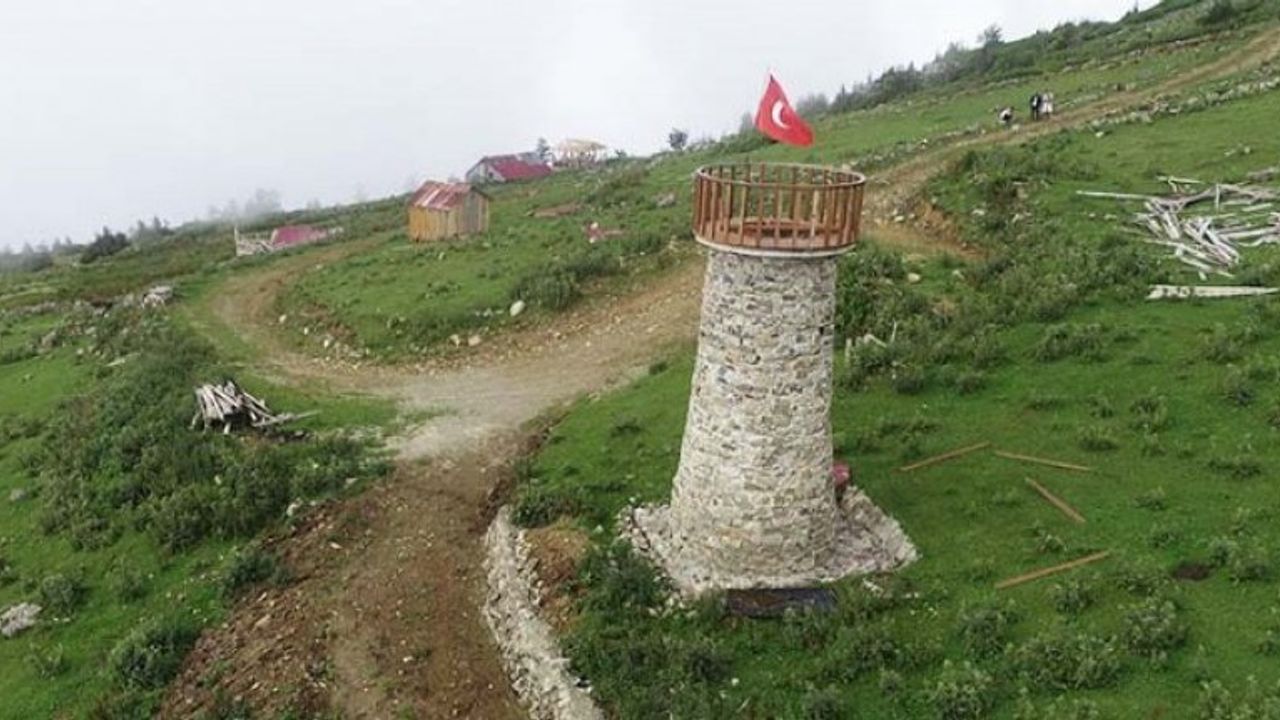 Denizden 40 kilometre uzaklıktaki deniz feneri, Guinness'e aday