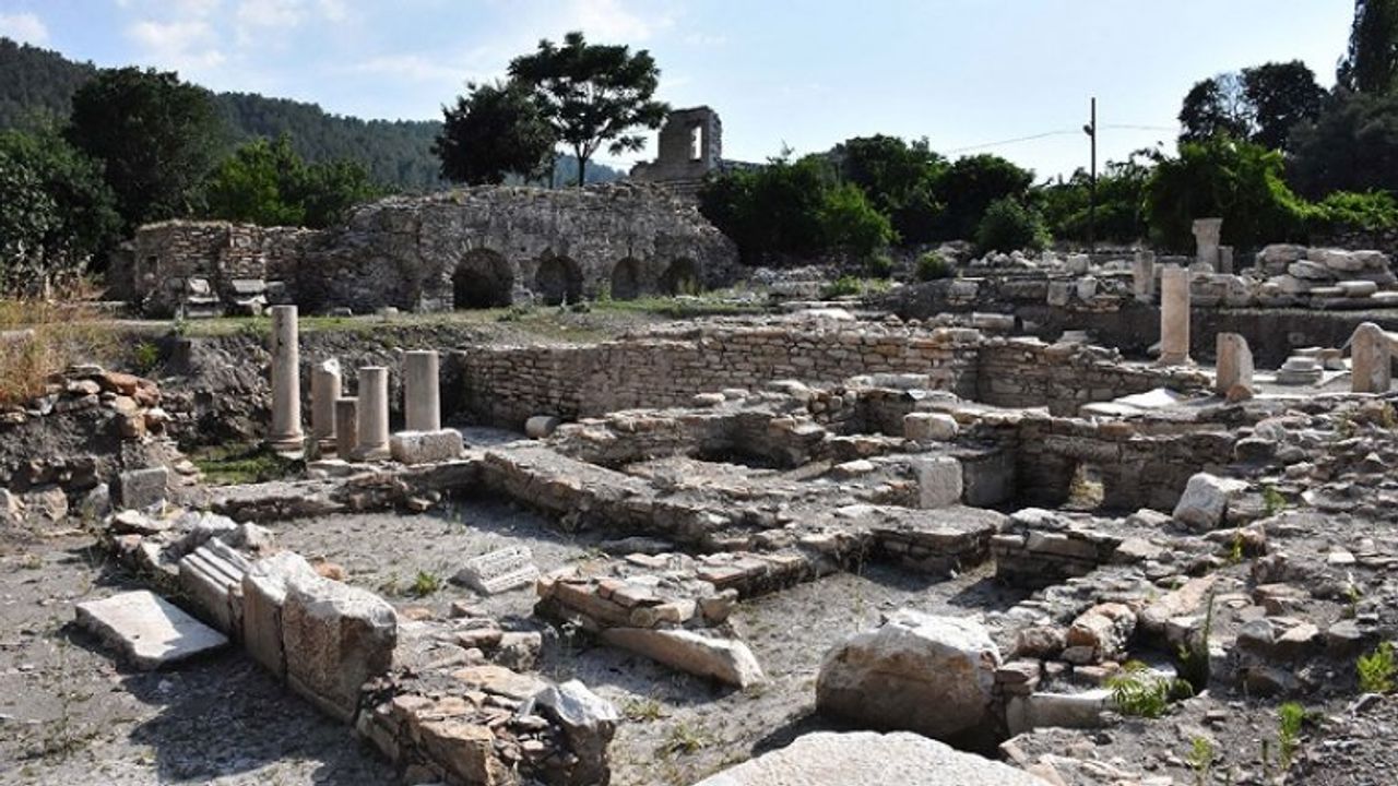 Gladyatörler kentinin Bizans mezarları geçmişe ışık tutuyor