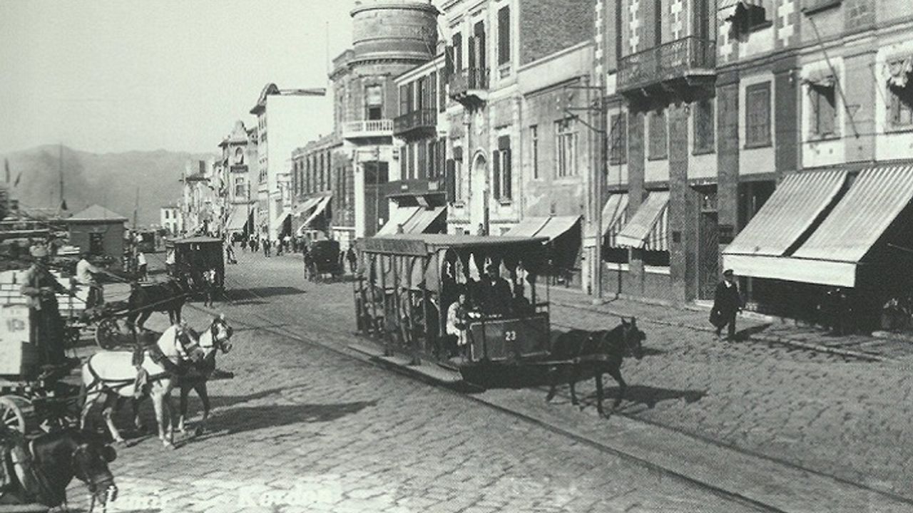 İstanbul'da atlı tramvaylar ve Dingo'nun Ahırı