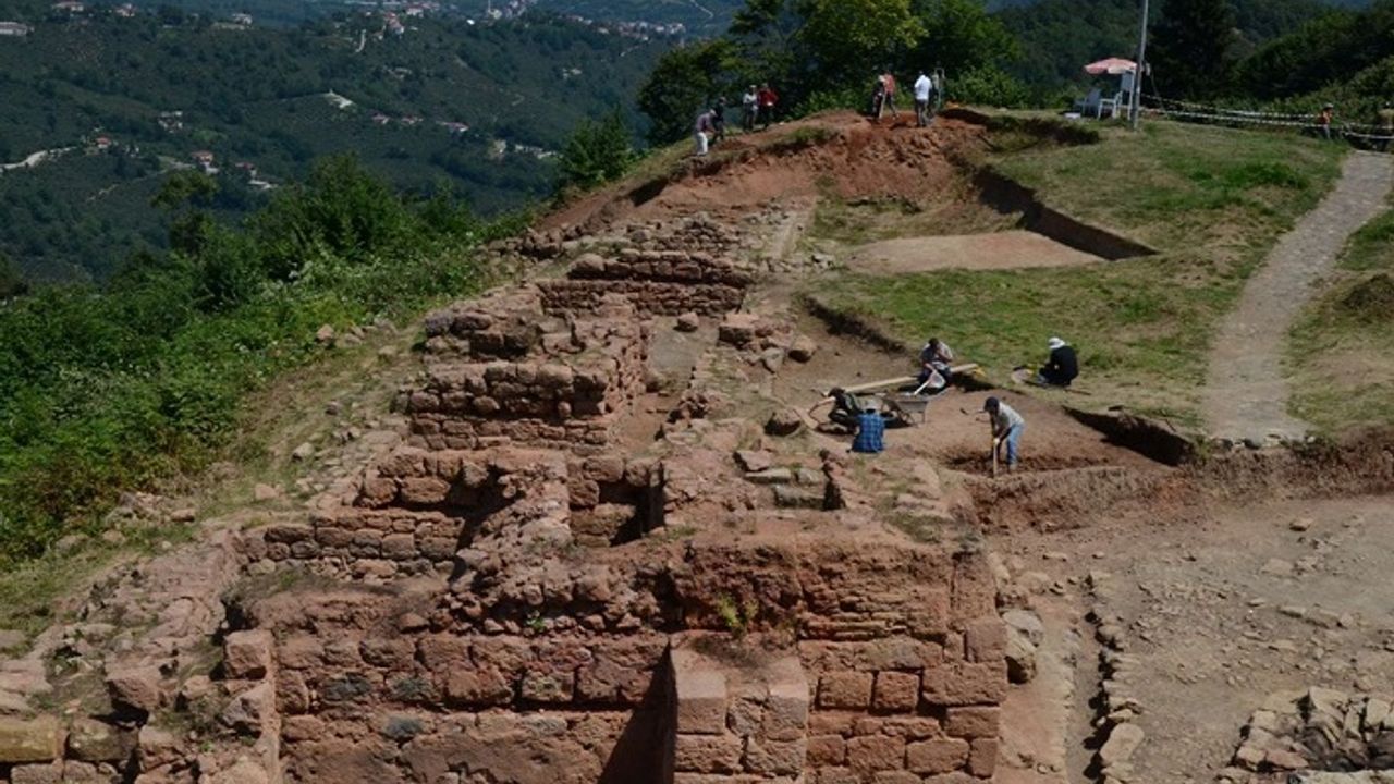 Kurul Kalesi'nde kazılar yeniden başladı