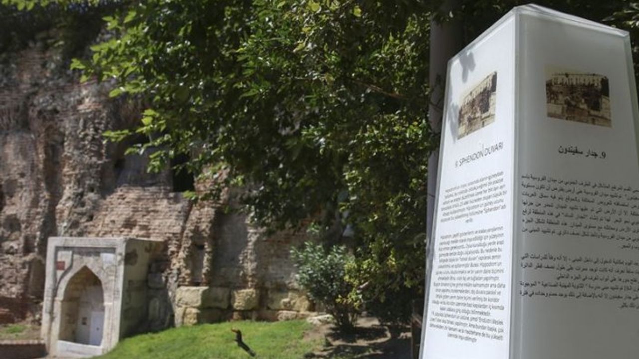 'Sultanahmet'in 1700 yıllık duvarı: Sfendon'