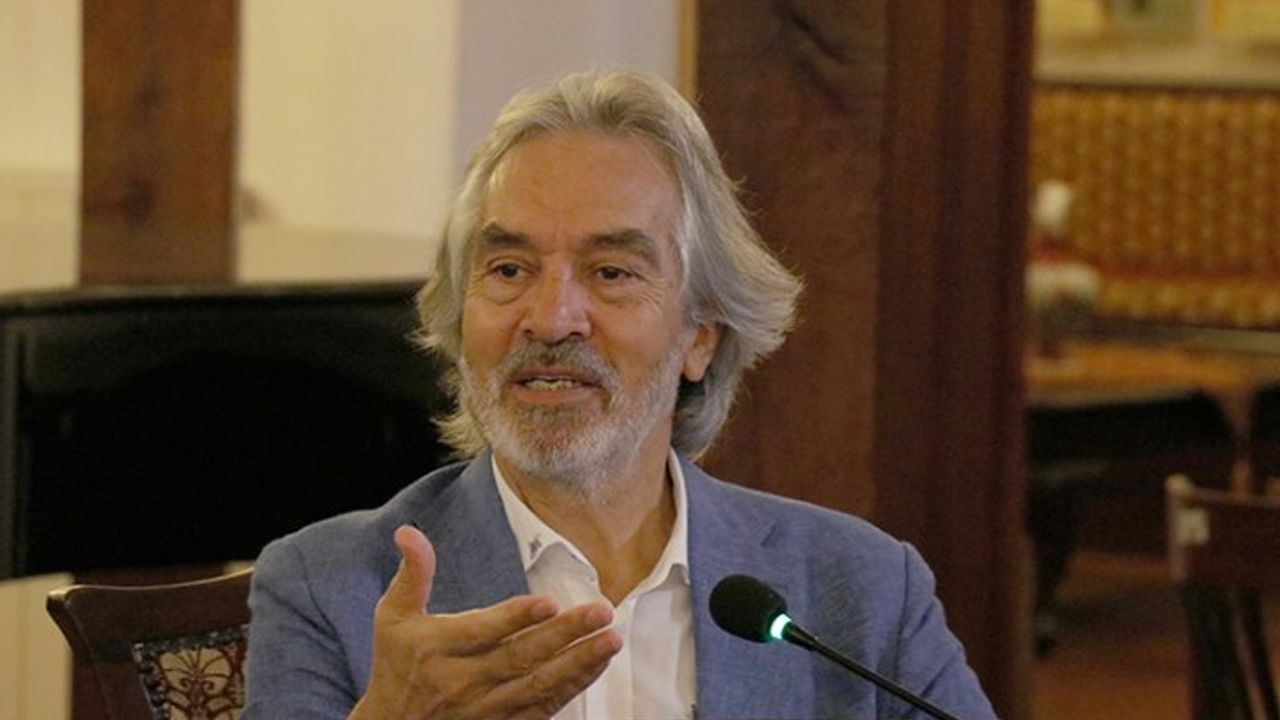 'Türkiye'de parçalanmış bir edebiyat akımı var zannediliyor'