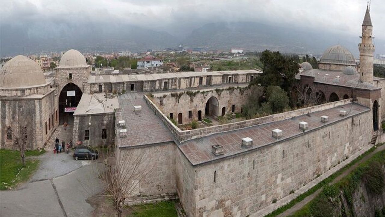 Hatay, Payas'ta bir menzil külliyesi...
