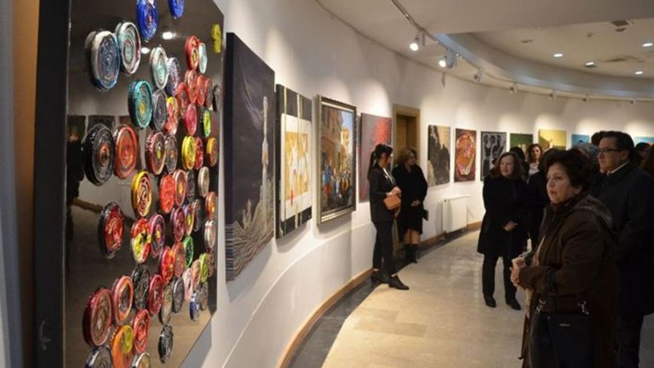 Çorum'da 41 ressamdan ortak 'Hitit' sergisi