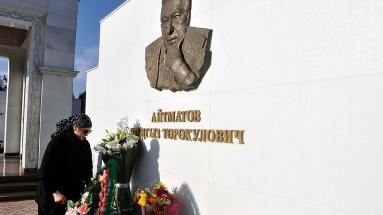 Kırgız yazar Aytmatov doğumunun 91. yılında anıldı