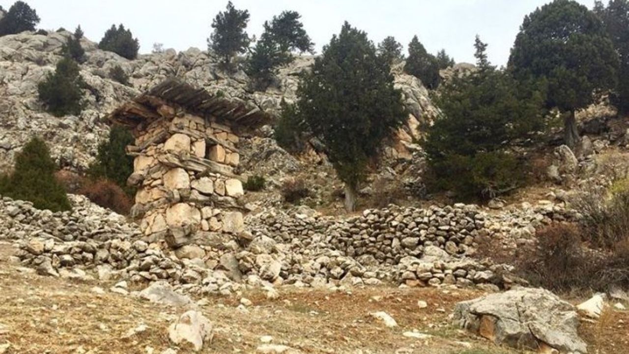 Toroslar'ın 'esrarengiz' tarihi yapıları merak uyandırıyor
