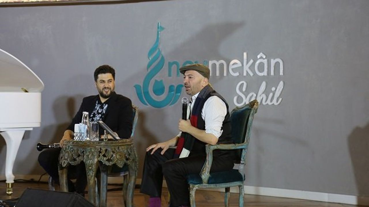 Üsküdar'da müzik, şiir ve komedi biraraya geldi.