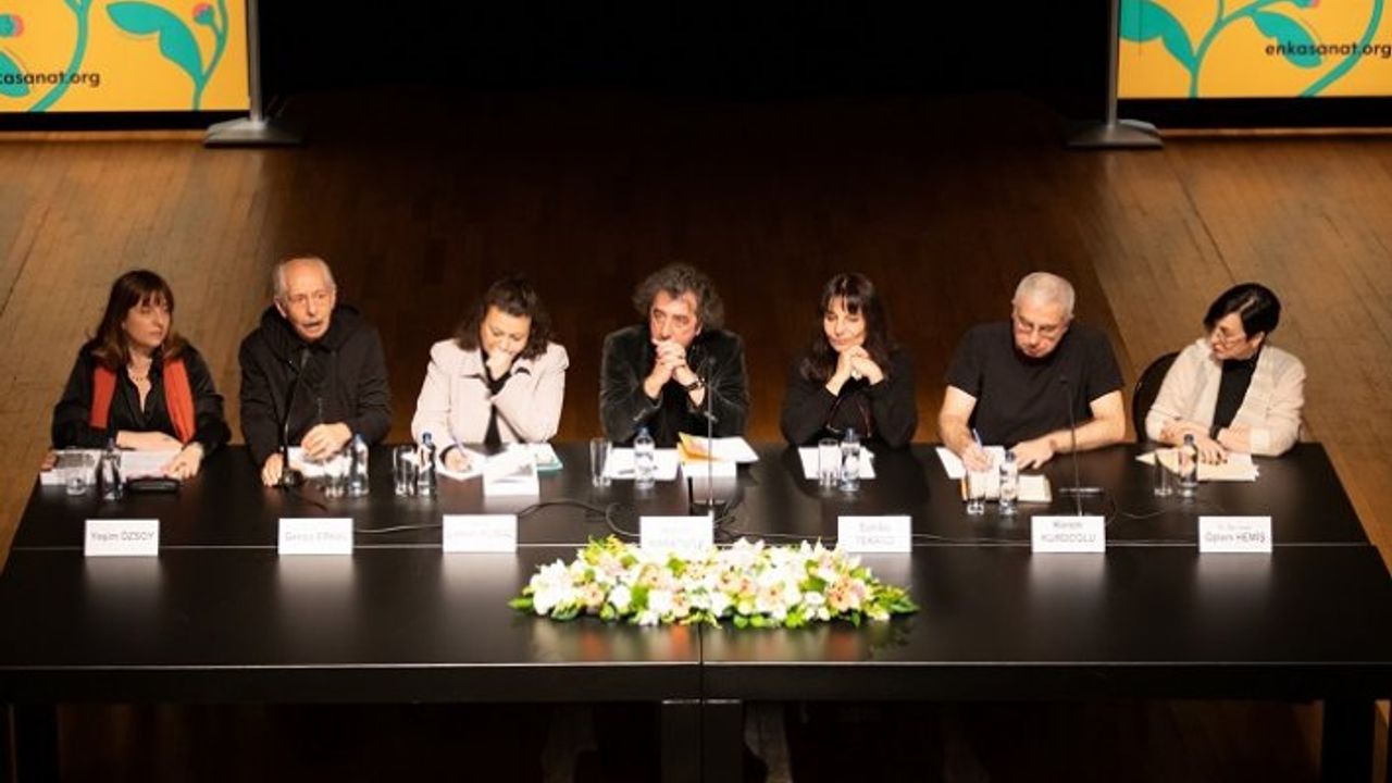 ENKA Sanat, Dünya Tiyatro Günü’nde etkinlik arşivini dijitale taşıyor