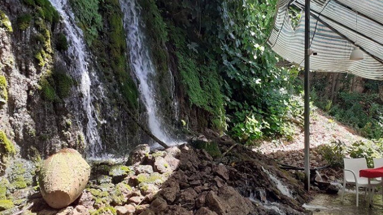 Hatay Defne’de Harbiye şelalesi ve Yûsuf el-Hekîm Türbesi
