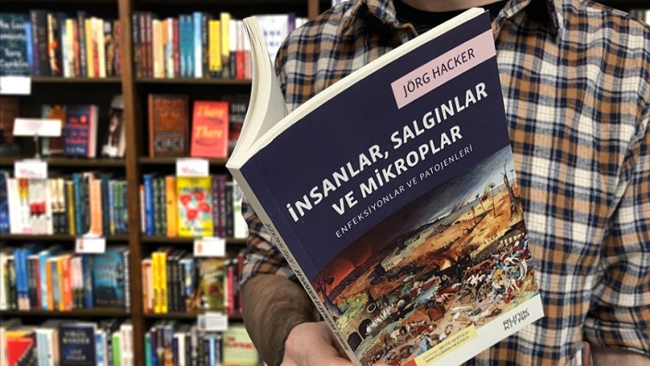 Alman mikrobiyolog yazardan 'mikroplar dünyasına' farklı bakış
