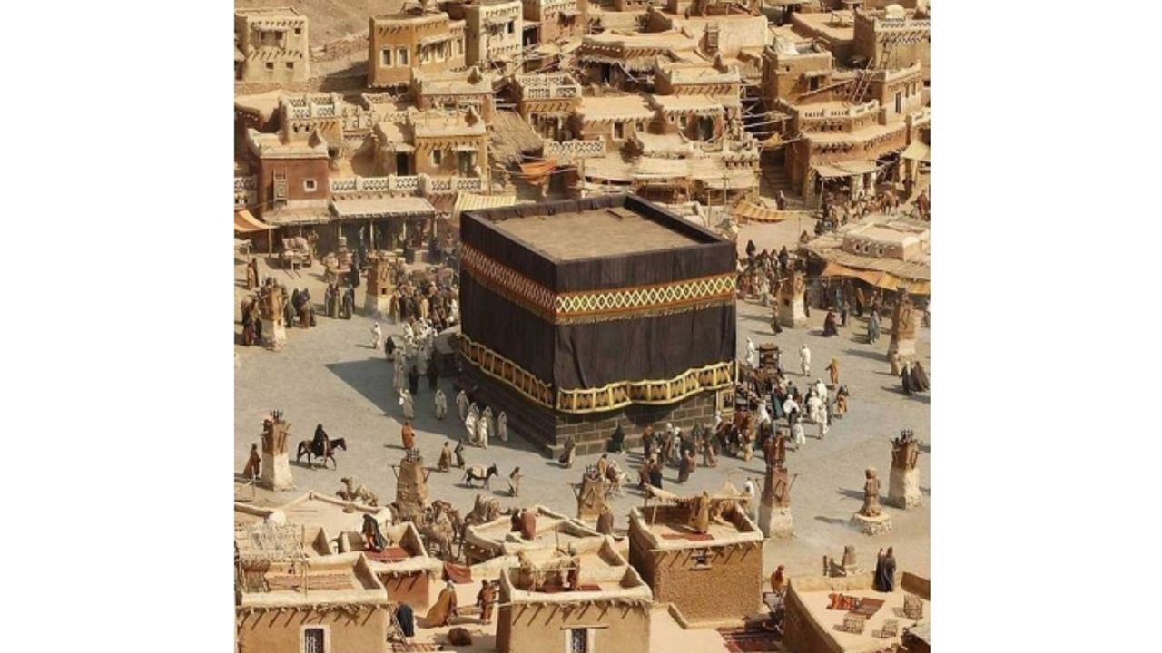 Kabe'de vaaz vermiş bir hocaefendi idi