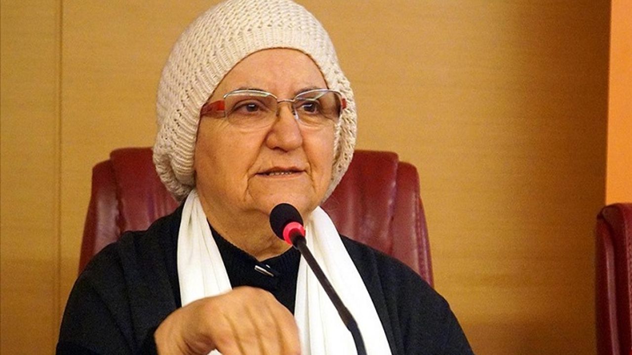 Yazar İbrahimhakkıoğlu: Yunus Emre kim olmamız gerektiğini en sade şekilde duyuran insandır