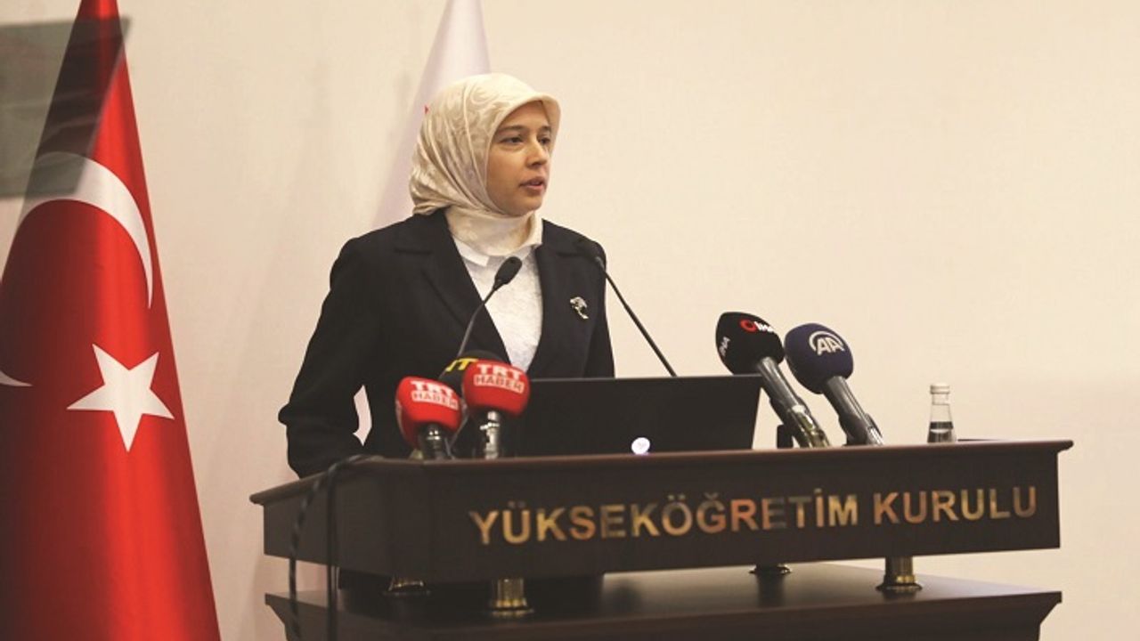 Zeliha Koçak Tufan: “Doğru sadece hissiyatla olmaz. Bilgi ile de desteklenmesi gerekir.”