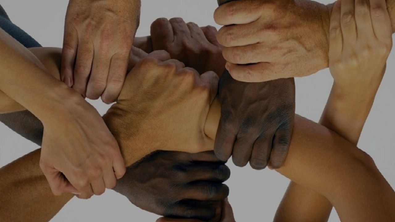 Hoşça bak zâtına kim zübde-i âlemsin sen