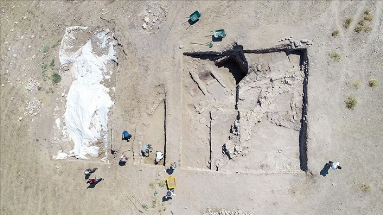 İremir Höyüğü'nde ortaya çıkan buluntular Van'ın Urartu öncesi tarihine ışık tutacak