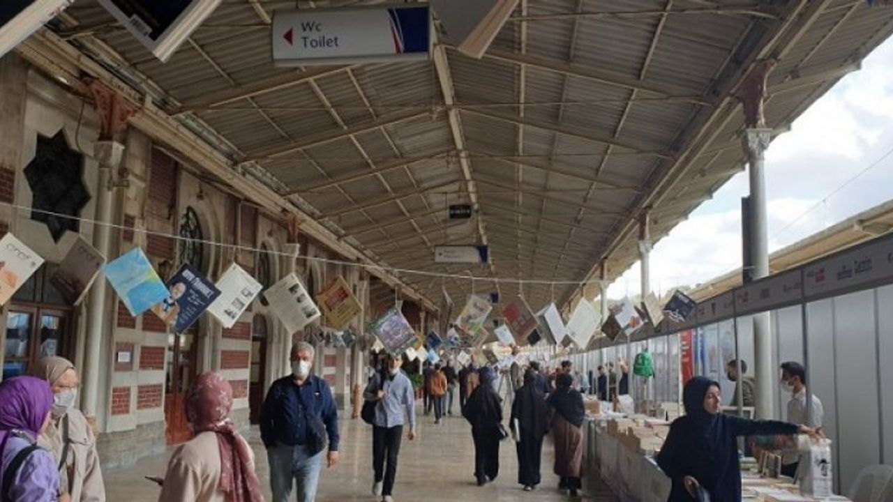 "Uluslararası Dergi Günleri" Sirkeci Garı'nda başladı
