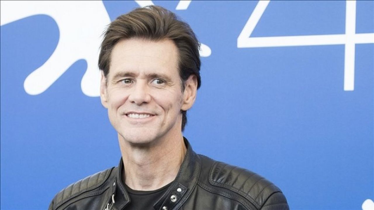 Jim Carrey, hayatını roman olarak kaleme aldı