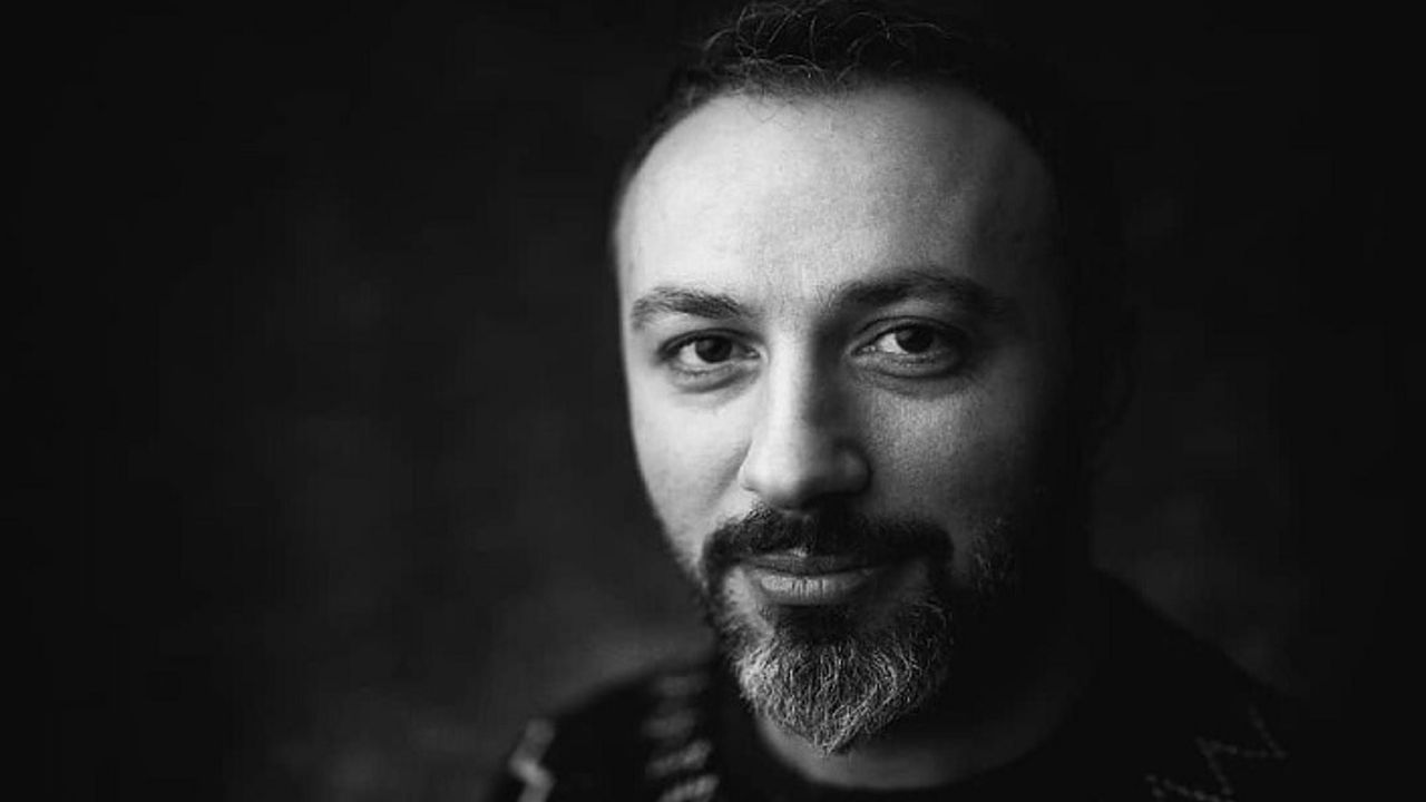 Serkan Türk: “Taşın taşa değmesinden nasıl ses çıkıyorsa sözcüklerin yan yana gelişinden de bir müzik yükseliyor.”