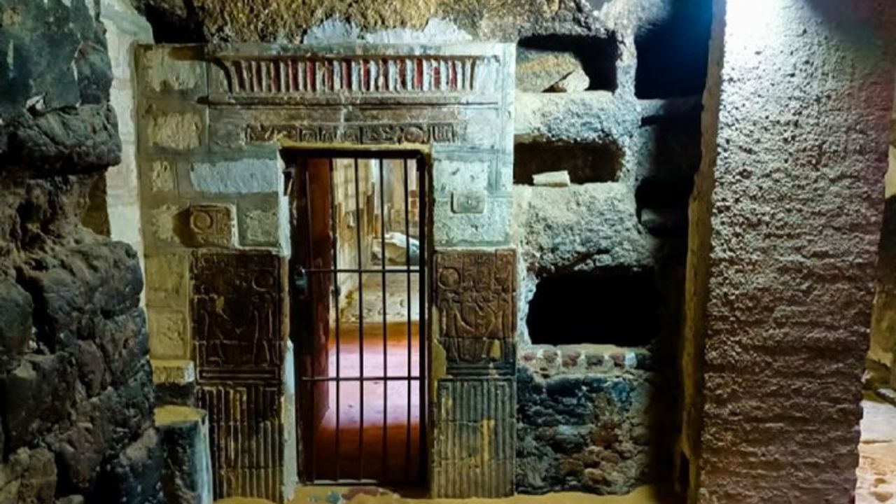 Mısır'da etrafı dağlarla çevrili ''yeraltı hayvan mezarlığı'' gizemini koruyor