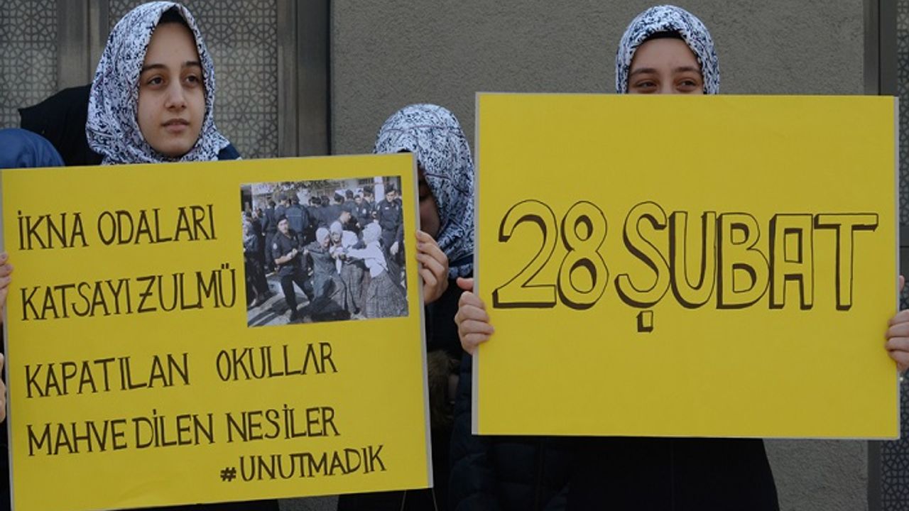 Toplu(mu) taciz olarak 28 Şubat uygulamaları