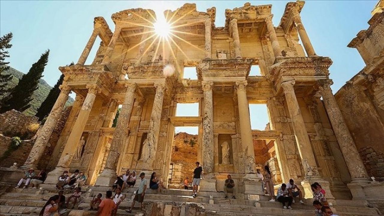 Efes Antik Kenti, "Müzekart GNS" ile gençleri ücretsiz ağırlamaya hazırlanıyor