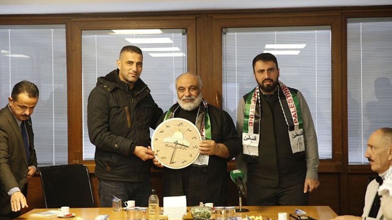 Bülent Yıldırım’a “Filistin’e Destek Veren Yılın Kişisi” ödülü
