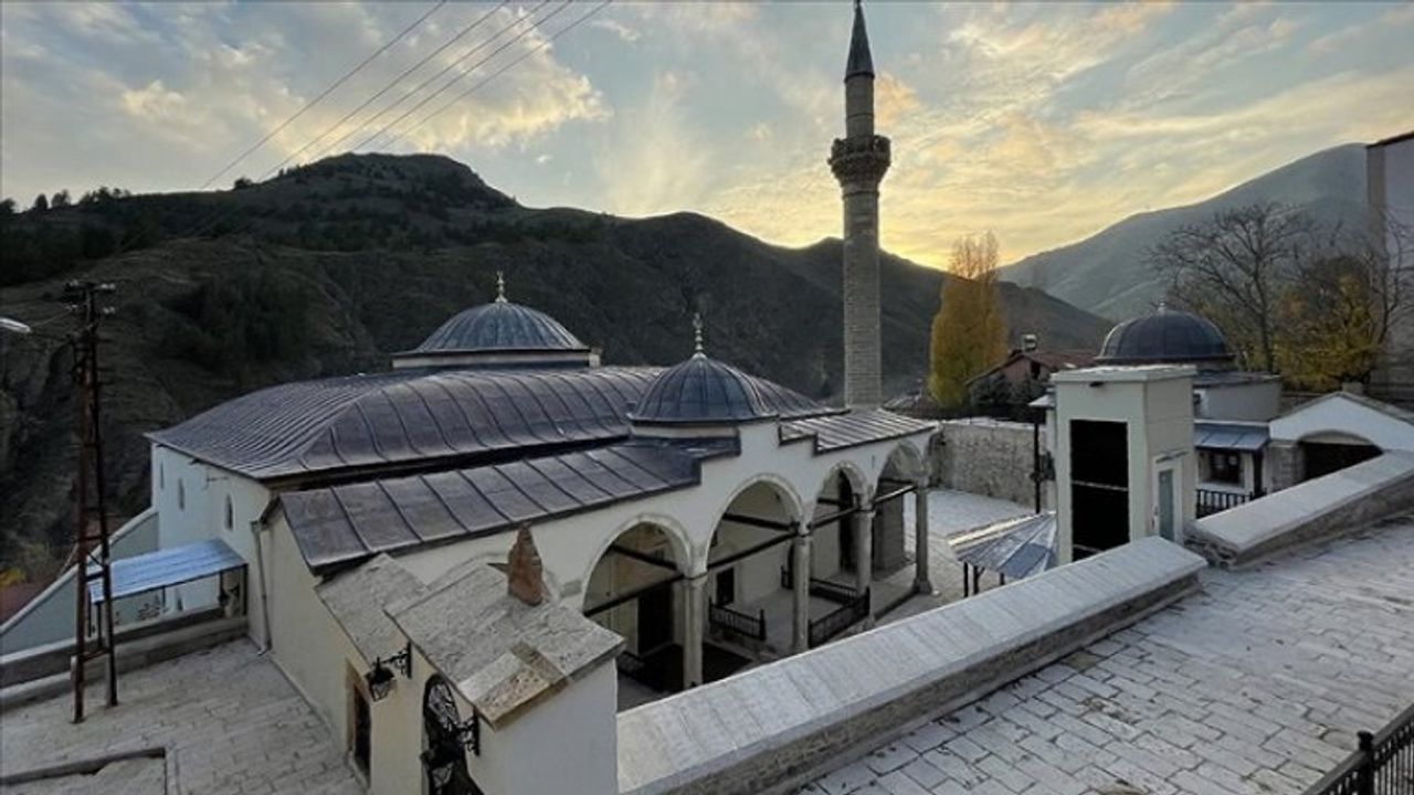 Elazığ'da 228 yıllık ata yadigarı cami restorasyonla eski görkemine kavuştu