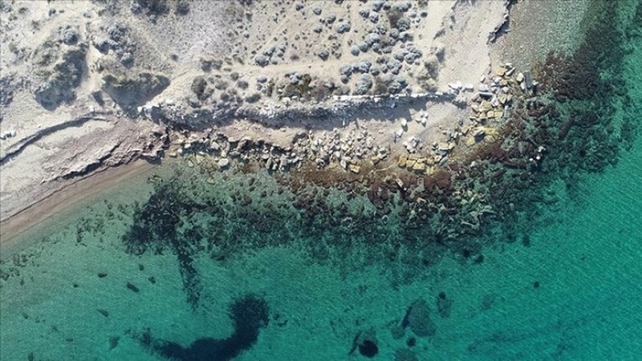 Ezine'deki Alexandria Troas antik kentinin deniz yolu bağlantıları araştırılıyor