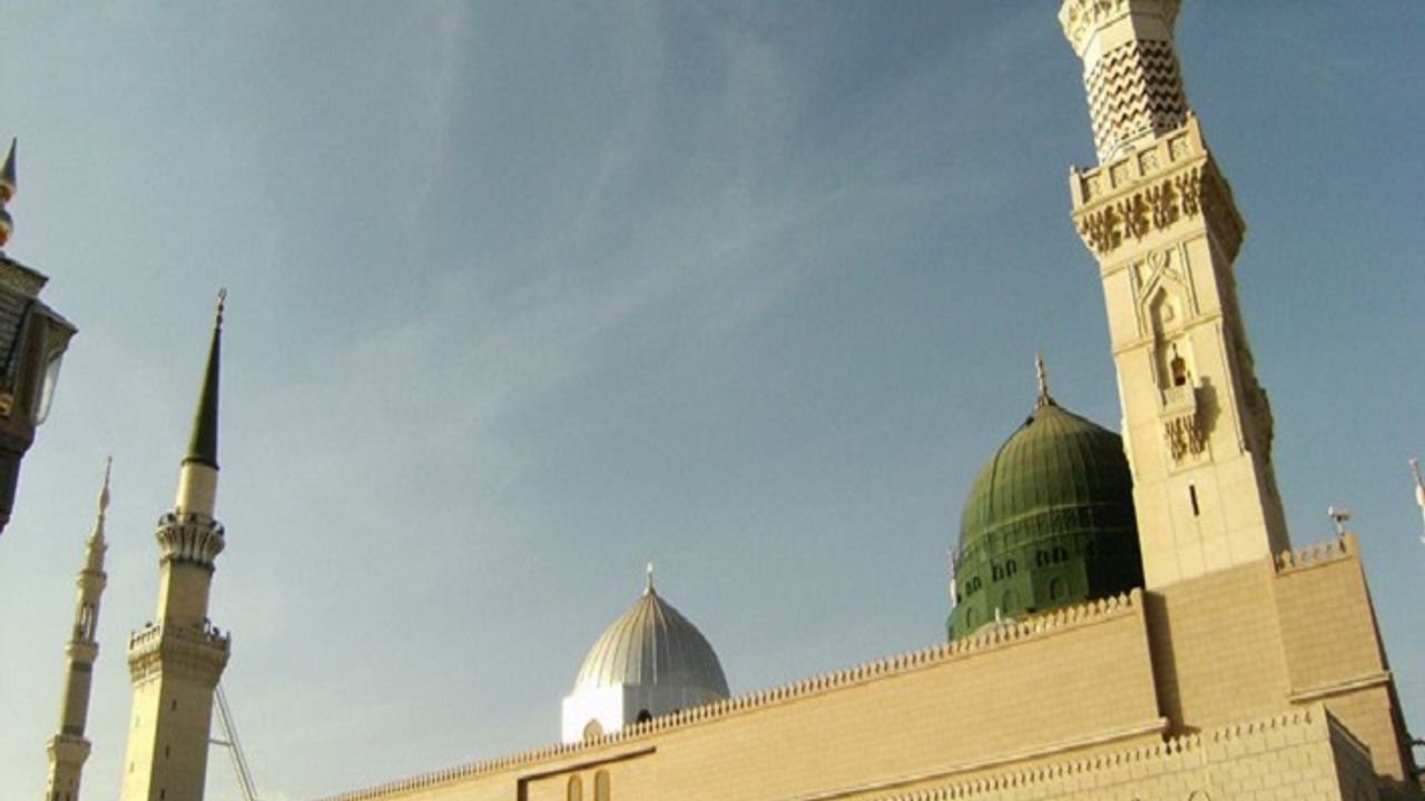 Peygamber Efendimiz'e iman şart mı?