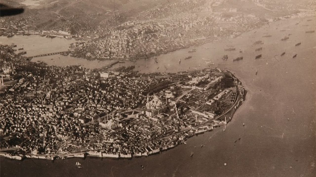 Bir Mahallenin Doğumu ve Ölümü (1494-2008): Osmanlı İstanbul'unda Kasap İlyas Mahallesi