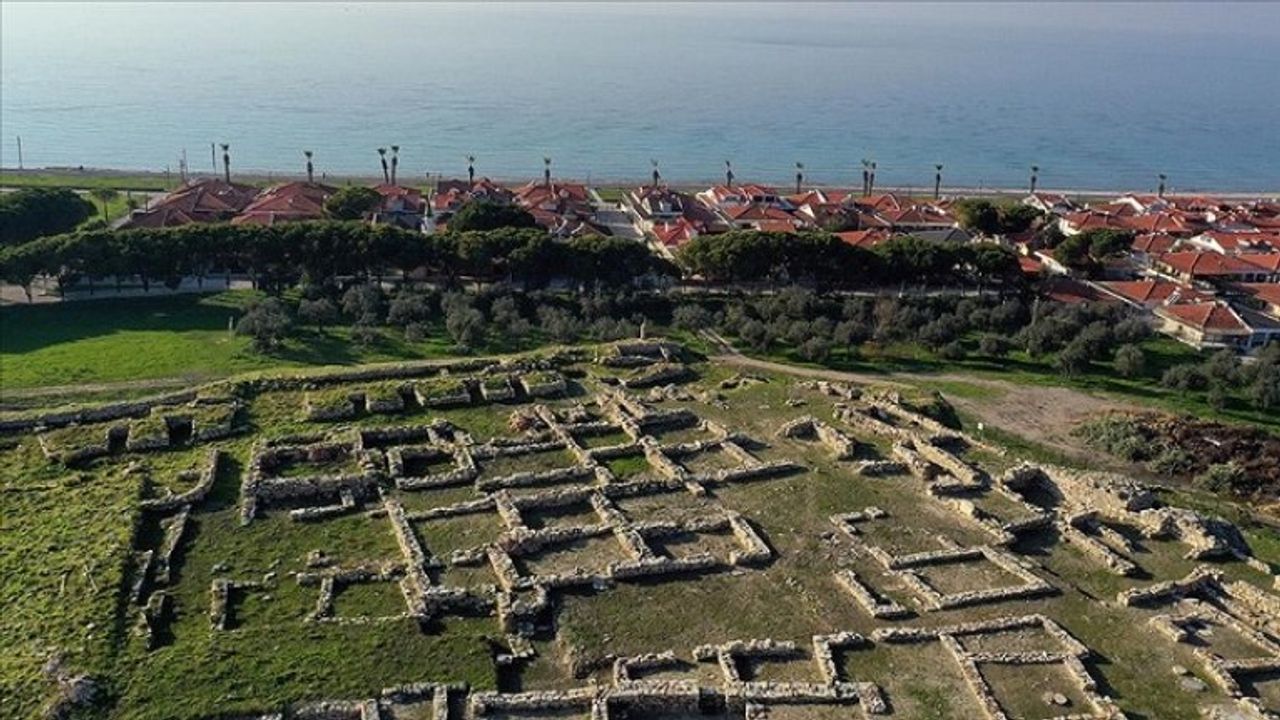 Kadıkalesi'ndeki kilisede ayazma ortaya çıkarıldı