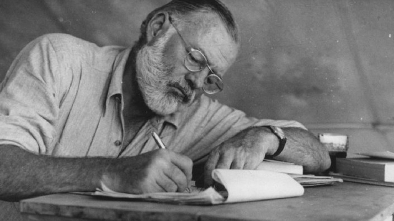 Ernest Hemingway’in “Yazma Üzerine” okuyucularına tavsiye ettiği kitaplar