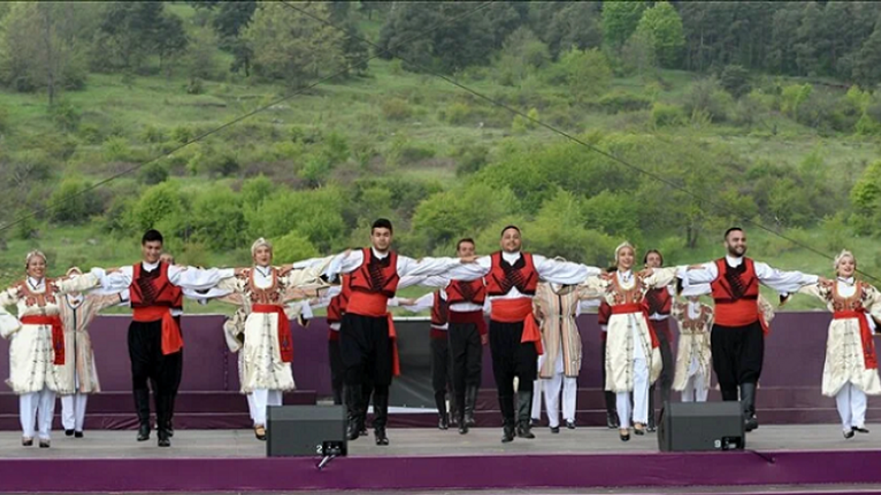 Karabağ'ın sembol şehri Şuşa'da 'Harıbülbül' müzik festivali