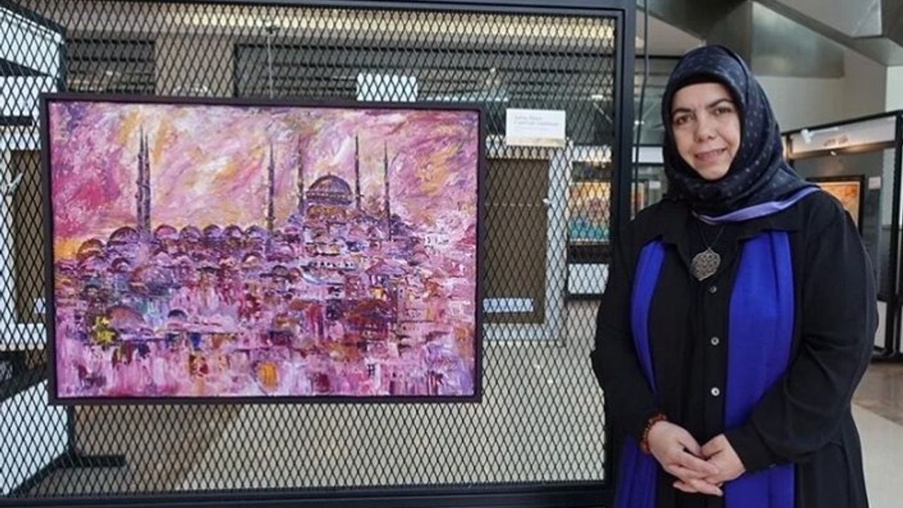 Selvilgül Kandoğmuş Şahin'in 'Gülendamın Renkleri' sergisi 27 Mayıs'a kadar ziyarete açık