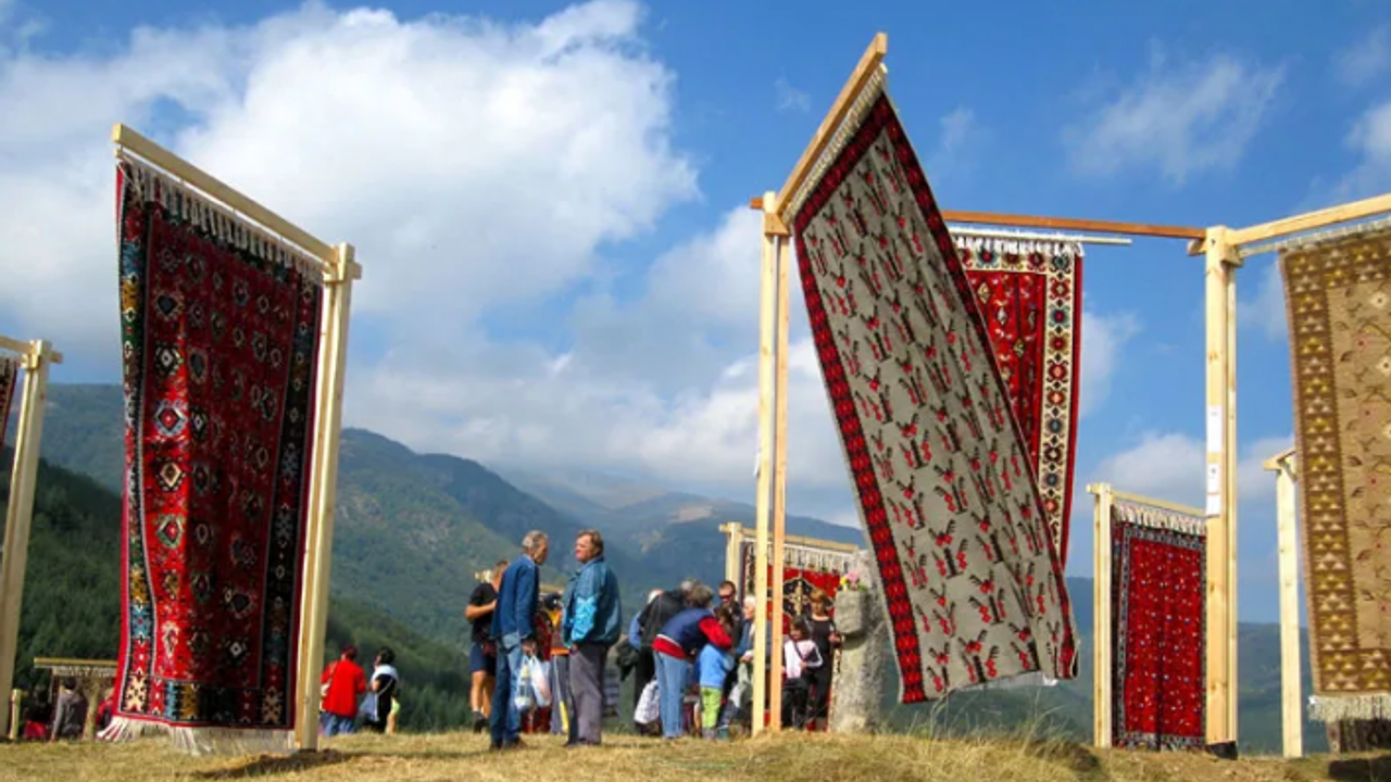 Bulgaristan'ın kilimleriyle ünlü kasabası: Çiprovtski