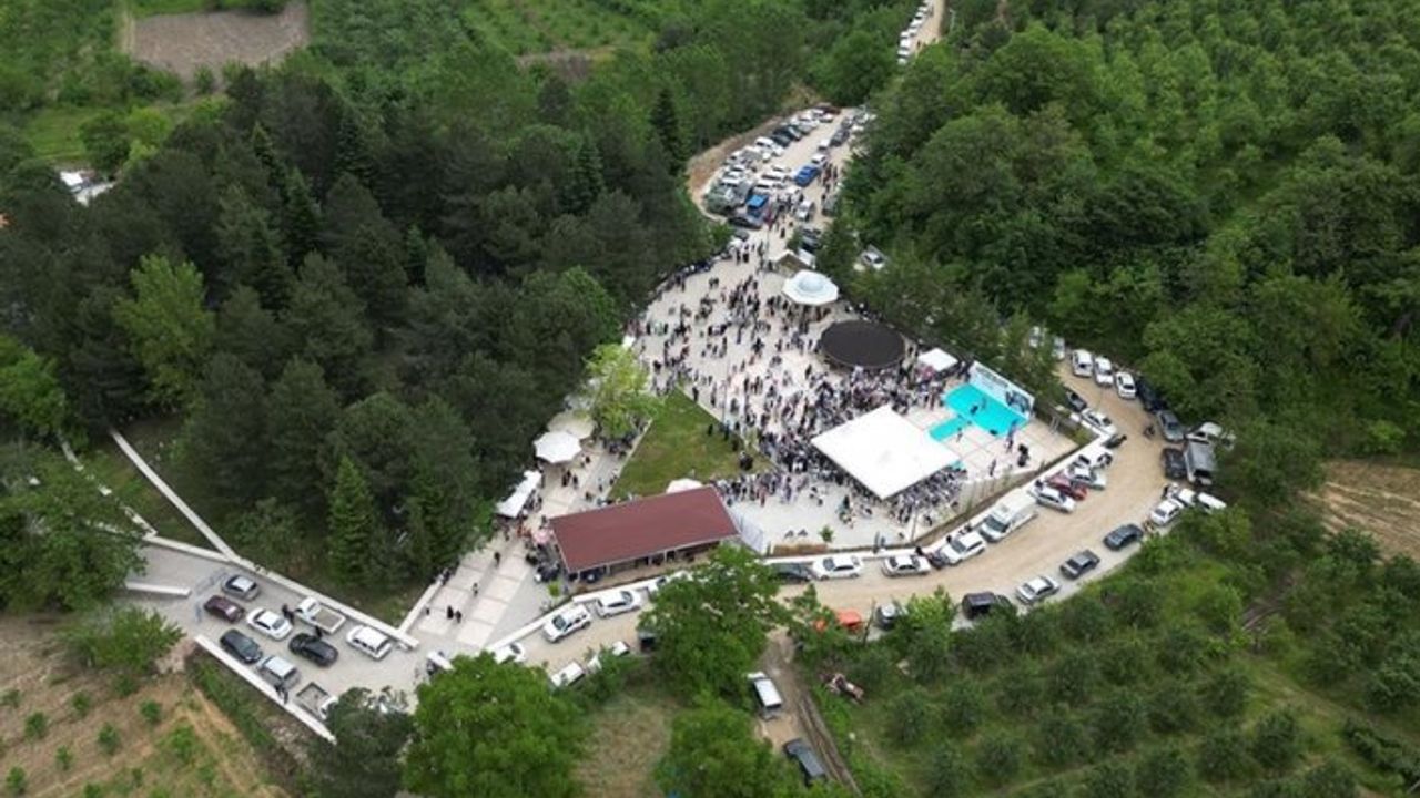 Bursa'da tarihi Turgut Alp Türbesi'nin restorasyonu tamamlandı