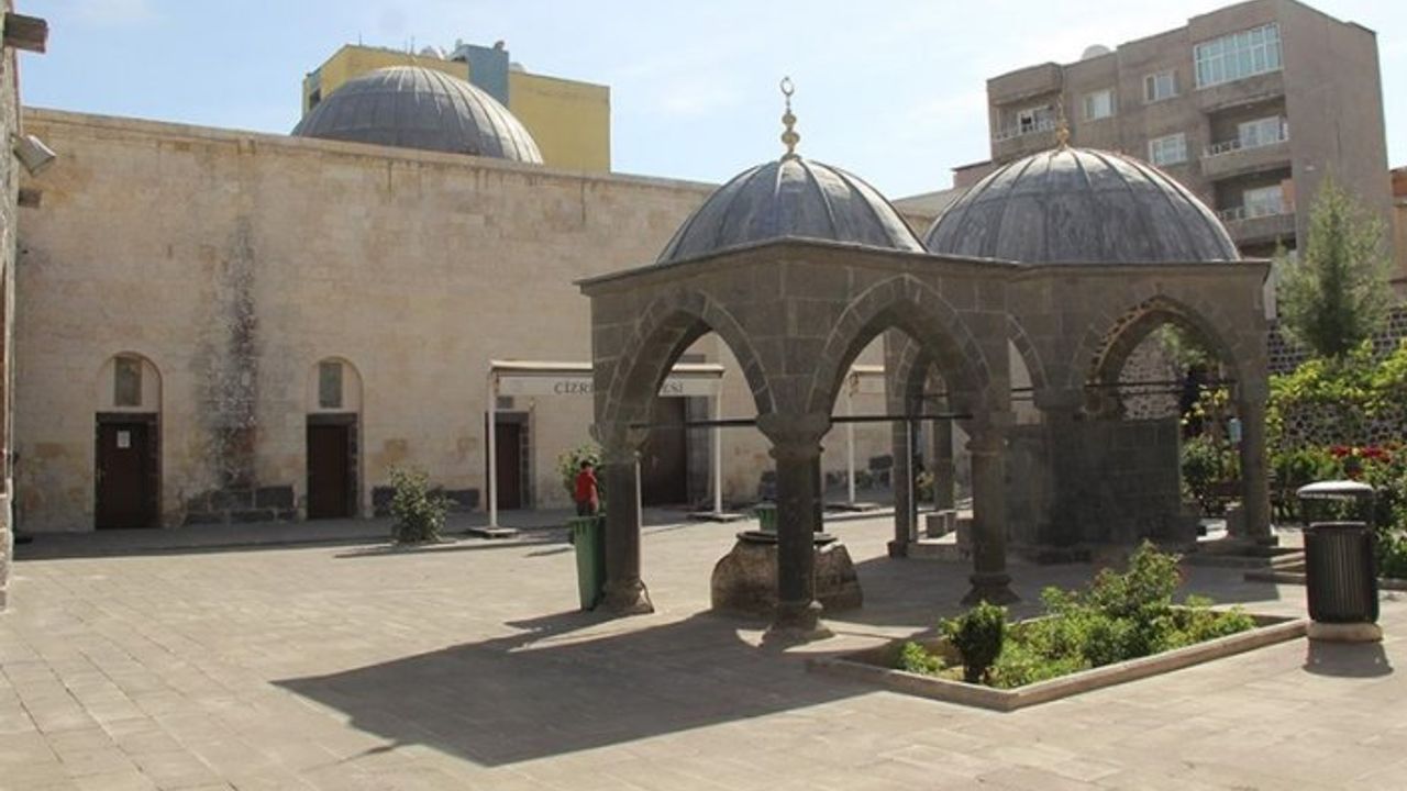 Cizre restore edilen tarihi yapılarıyla ziyaretçilerini bekliyor