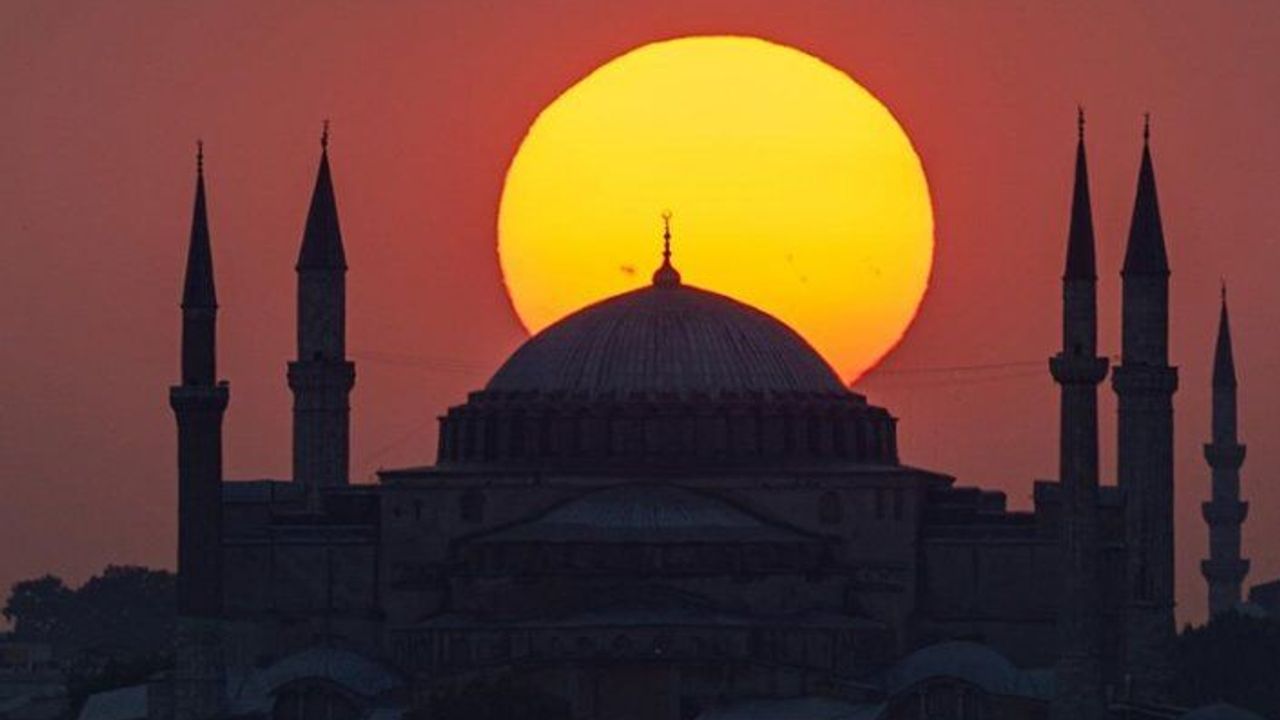 İstanbul, Travel + Leisure Dergisi'nin 'Avrupa'nın En İyi 15 Şehri' ödüllerinde birinci oldu