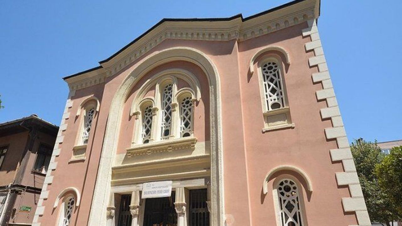 Bursa'da tarihi Balıkpazarı Cami'nin restorasyonu tamamlandı
