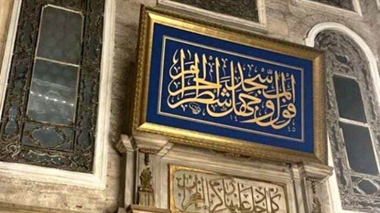 Eyüp Sultan Camii’ndeki mihrapta yer alan ‘Papaz’ silüeti ortadan kalktı!