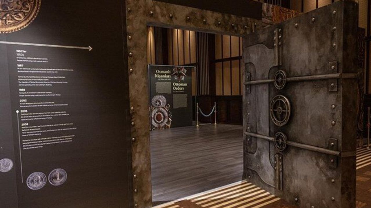 'Kudret ve Hafıza, Gücün Sanatı' sergisi ilgi görüyor
